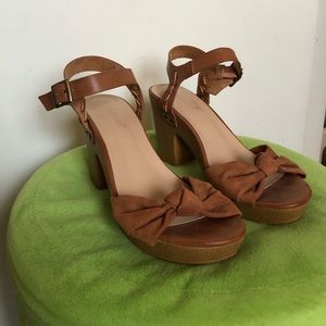 Shoedazzle block heels